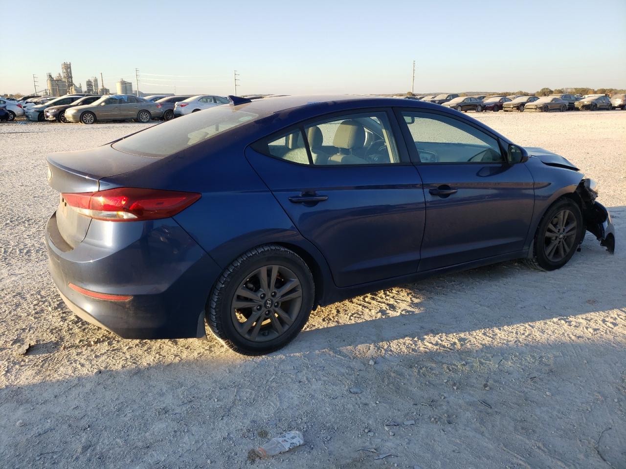 Image 3 of 2018 HYUNDAI ELANTRA SEL 2018 with VIN 5NPD84LF7JH359416