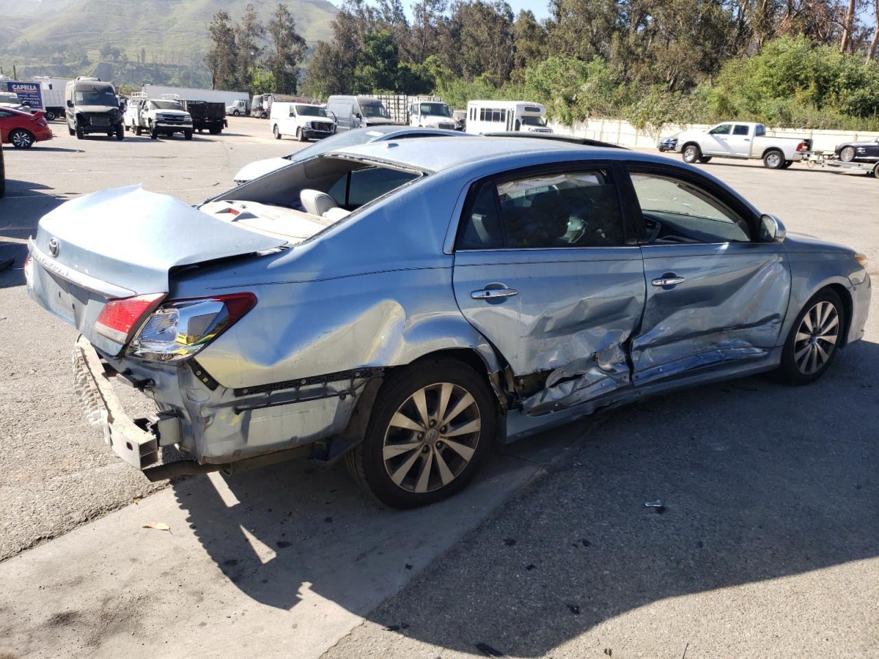 Obraz 3 z 2011 TOYOTA AVALON BASE 2011 z VIN 4T1BK3DB9BU414157