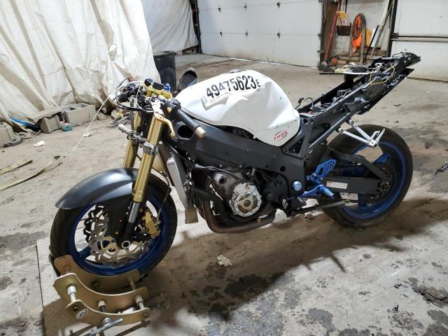 Obraz 2 z 2005 SUZUKI GSX-R600 K 2005 z VIN JS1GN7CA152109991