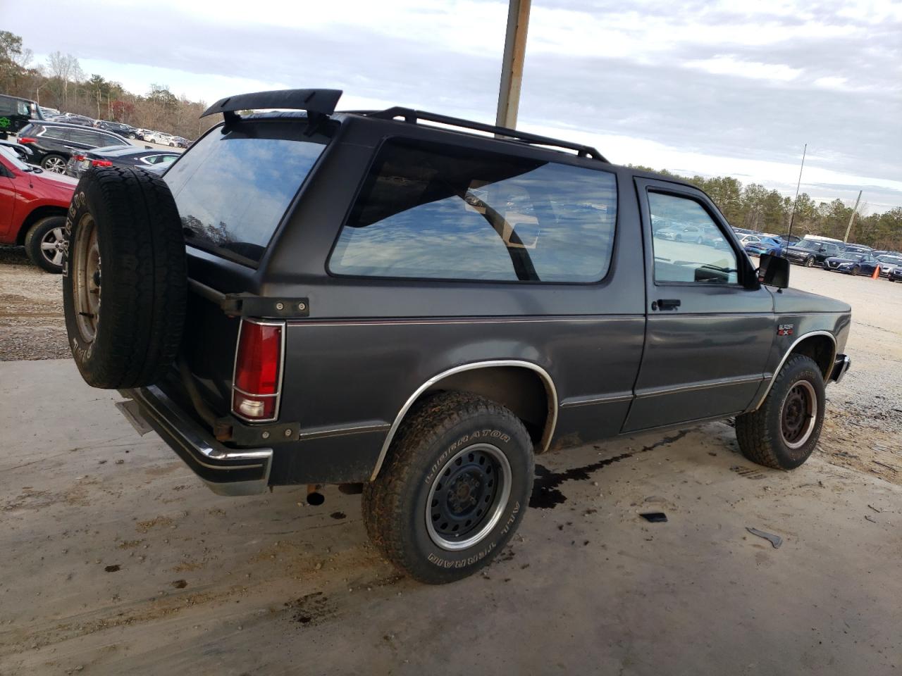 Image 3 of 1990 CHEVROLET BLAZER S10 1990 with VIN 1GNCT18ZXL0100101