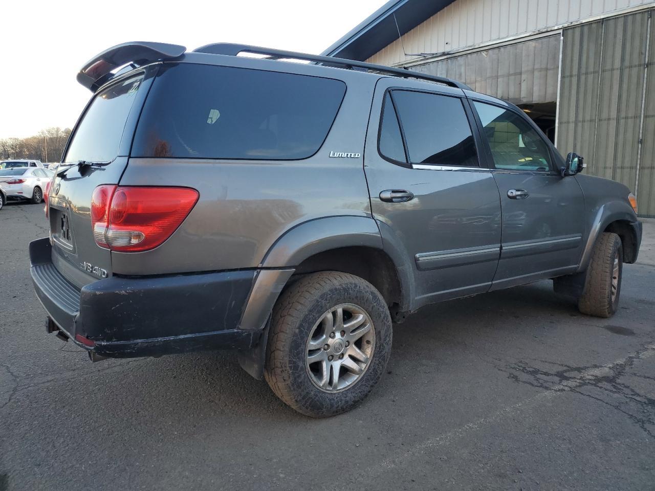 Изображение 3 2005 TOYOTA SEQUOIA LIMITED 2005 с VIN 5TDBT48A25S242782