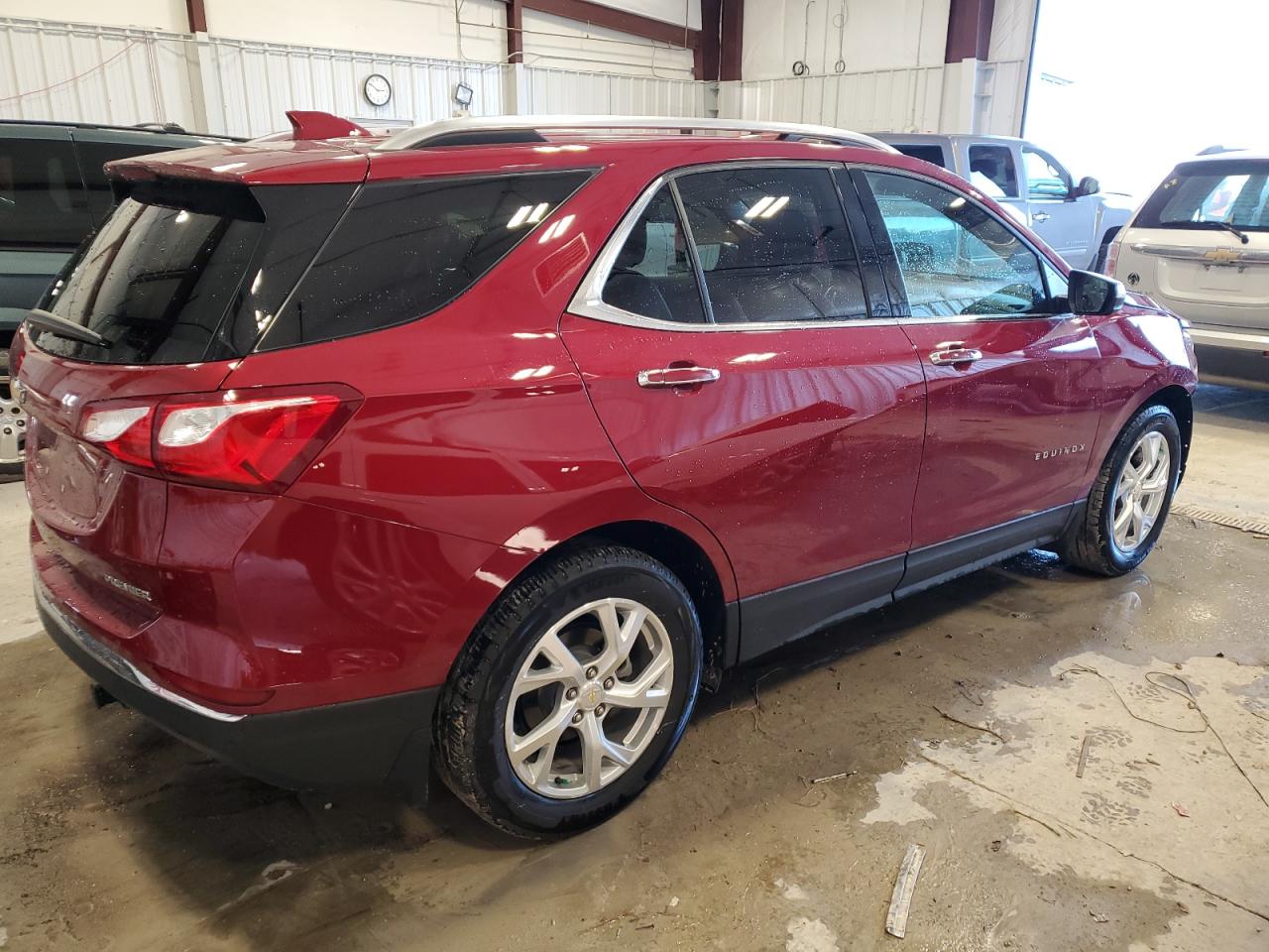 Изображение 3 2021 CHEVROLET EQUINOX PREMIER 2021 с VIN 2GNAXNEV1M6123120