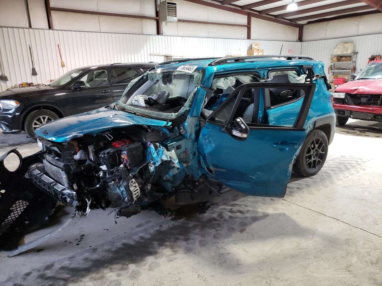 Изображение 1 2020 JEEP RENEGADE LATITUDE 2020 с VIN ZACNJBBB8LPL08302