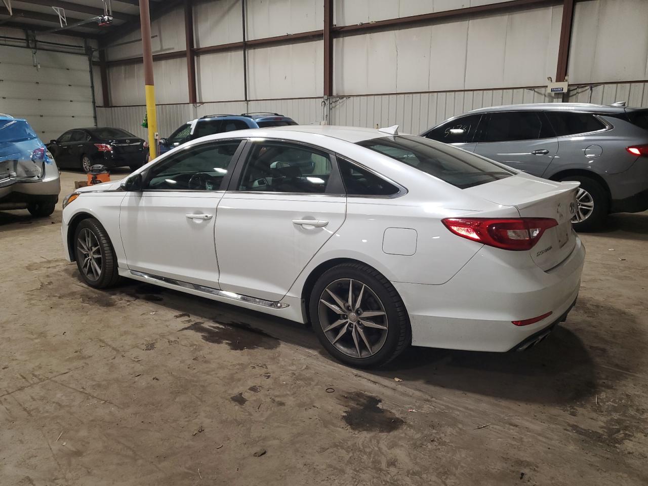 Image 2 of 2017 HYUNDAI SONATA SPORT 2017 with VIN 5NPE34AB4HH497900