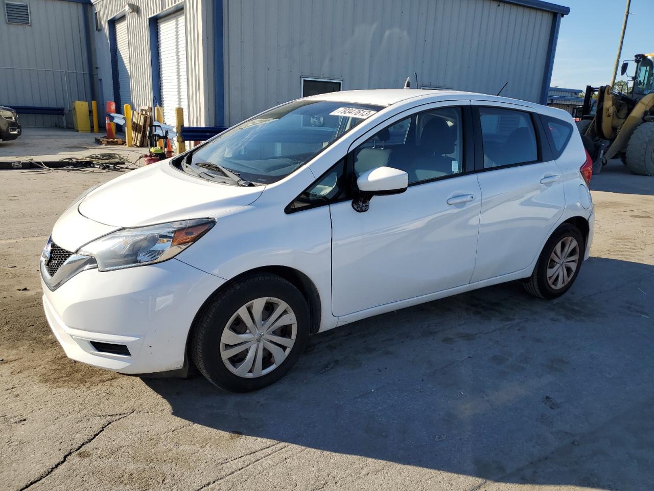 Obraz 1 z 2017 NISSAN VERSA NOTE S 2017 z VIN 3N1CE2CPXHL364267