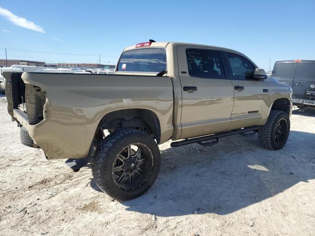 Obraz 3 z 2020 TOYOTA TUNDRA CREWMAX SR5 2020 z VIN 5TFDY5F1XLX874116