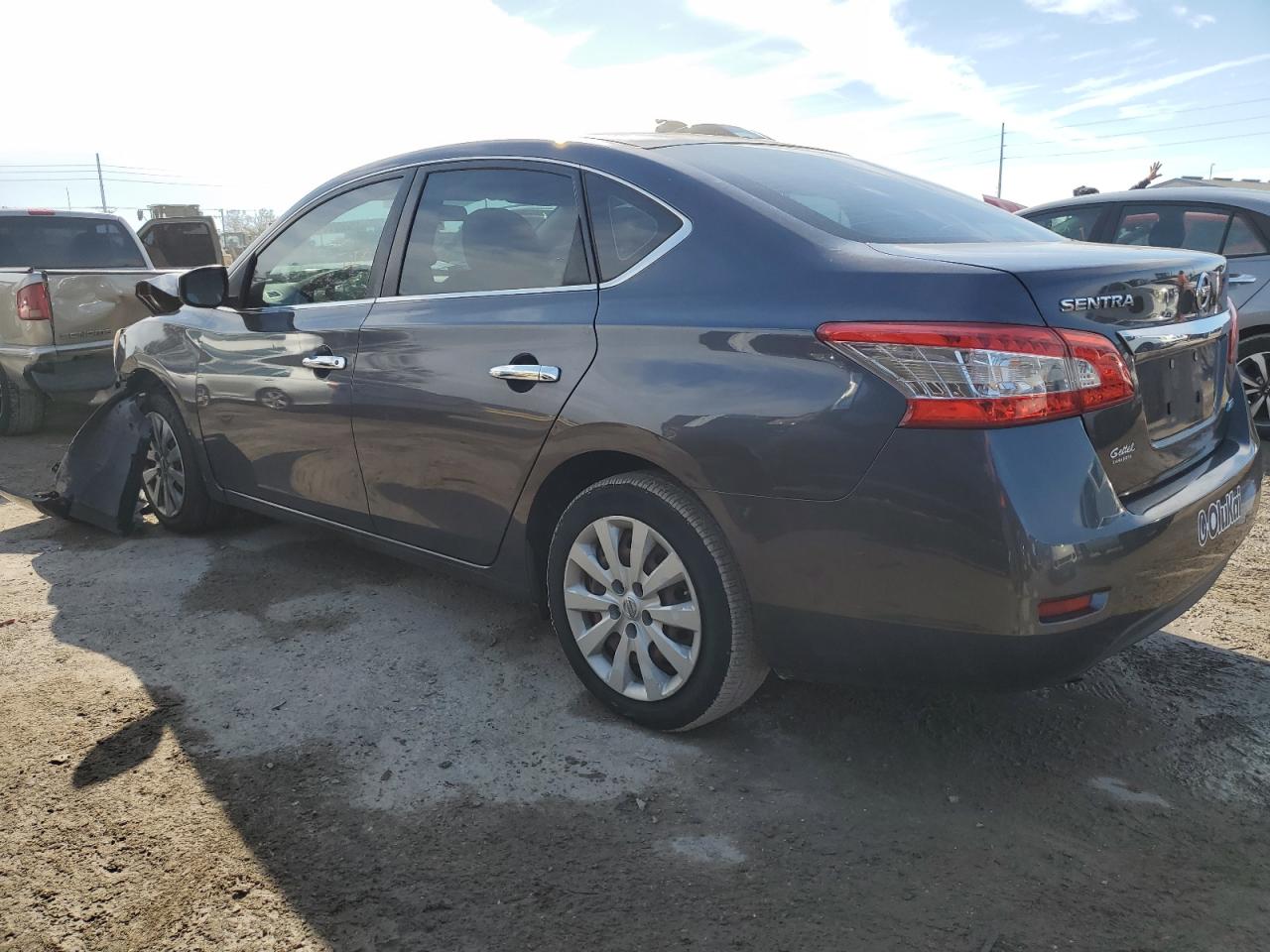 Obraz 2 z 2014 NISSAN SENTRA S 2014 z VIN 3N1AB7AP3EY255017