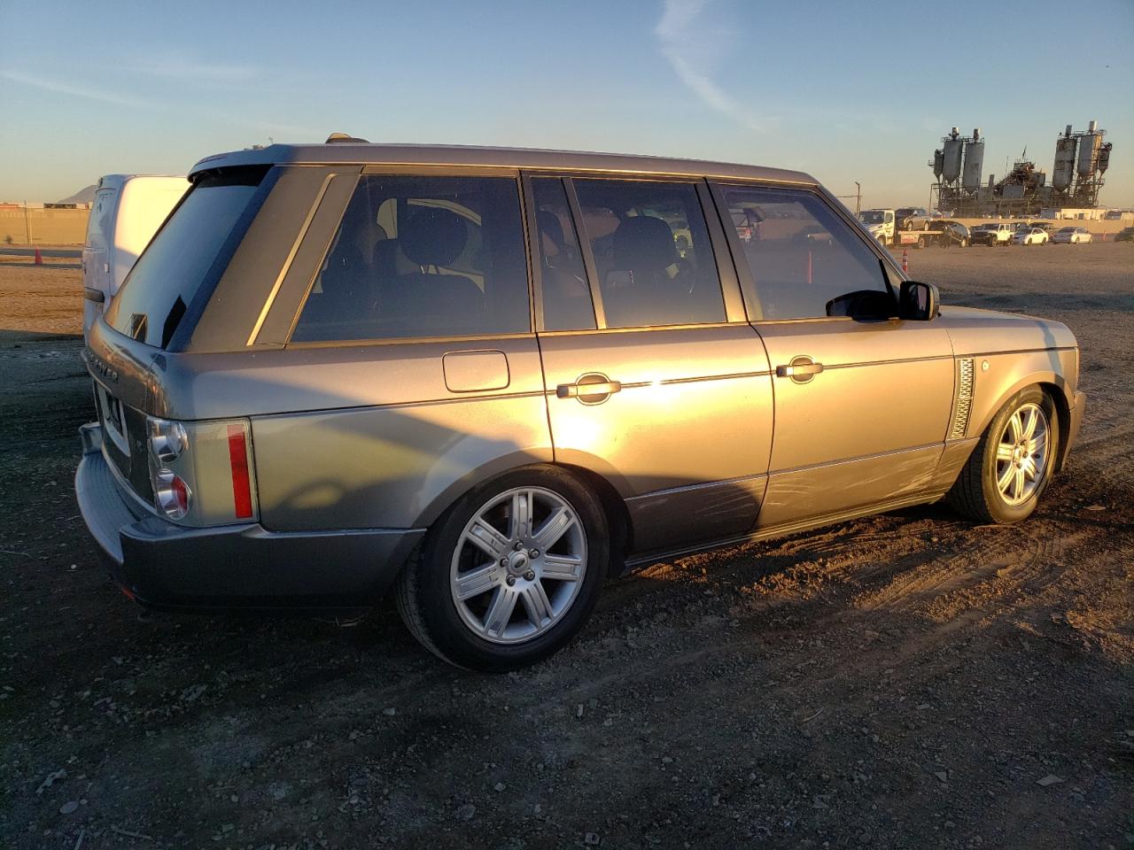 Image 3 of 2008 LAND ROVER RANGE ROVER HSE 2008 with VIN SALME15478A294404