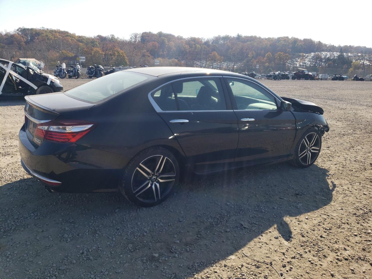 Image 3 of 2017 HONDA ACCORD SPORT SPECIAL EDITION 2017 with VIN 1HGCR2F11HA138071