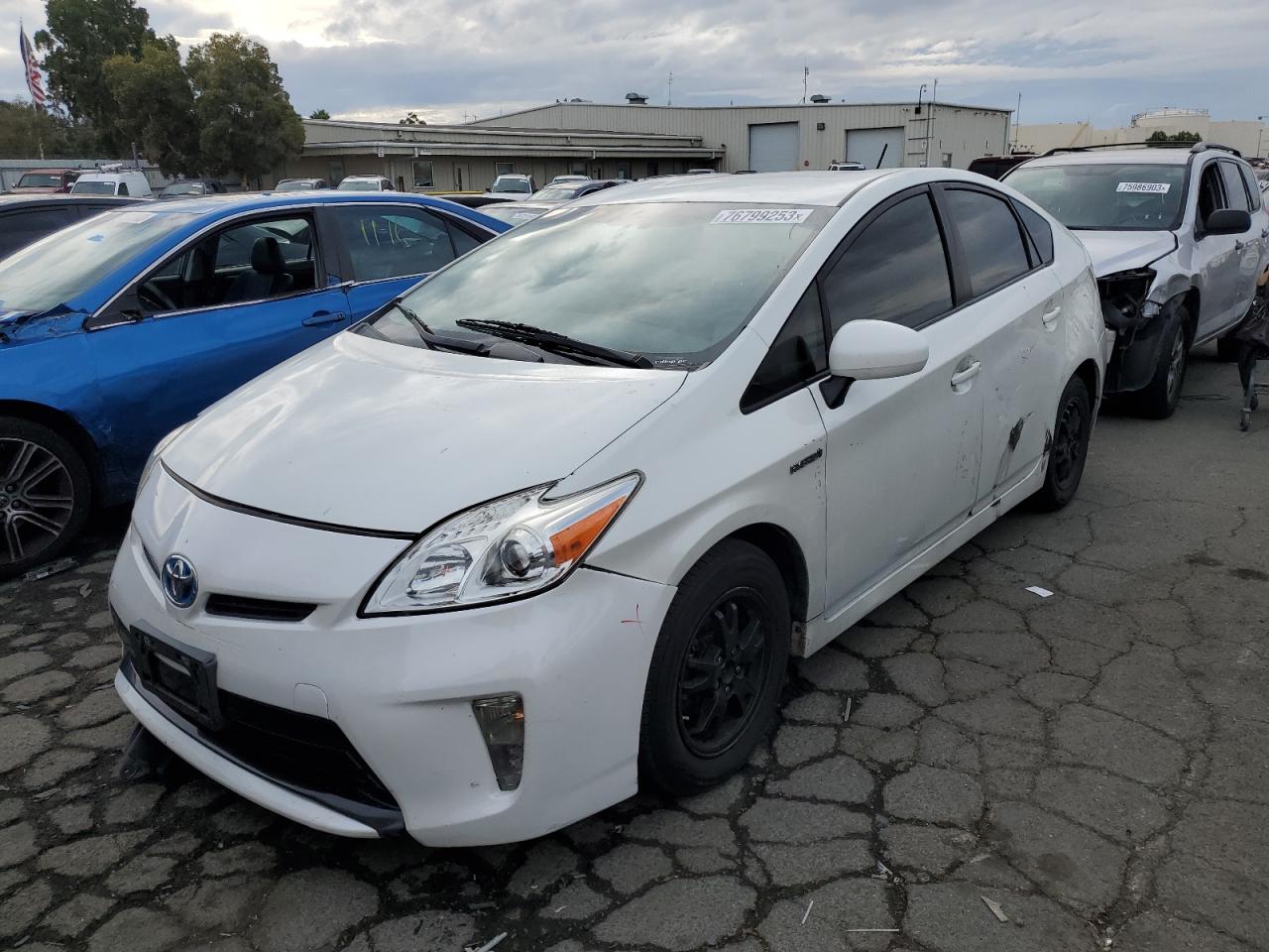 Image 1 of 2014 TOYOTA PRIUS  2014 with VIN JTDKN3DU1E1740053