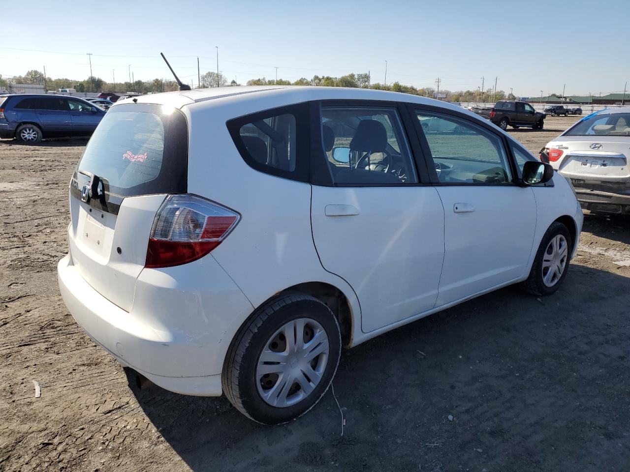 Obraz 3 z 2010 HONDA FIT  2010 z VIN JHMGE8H25AS017451