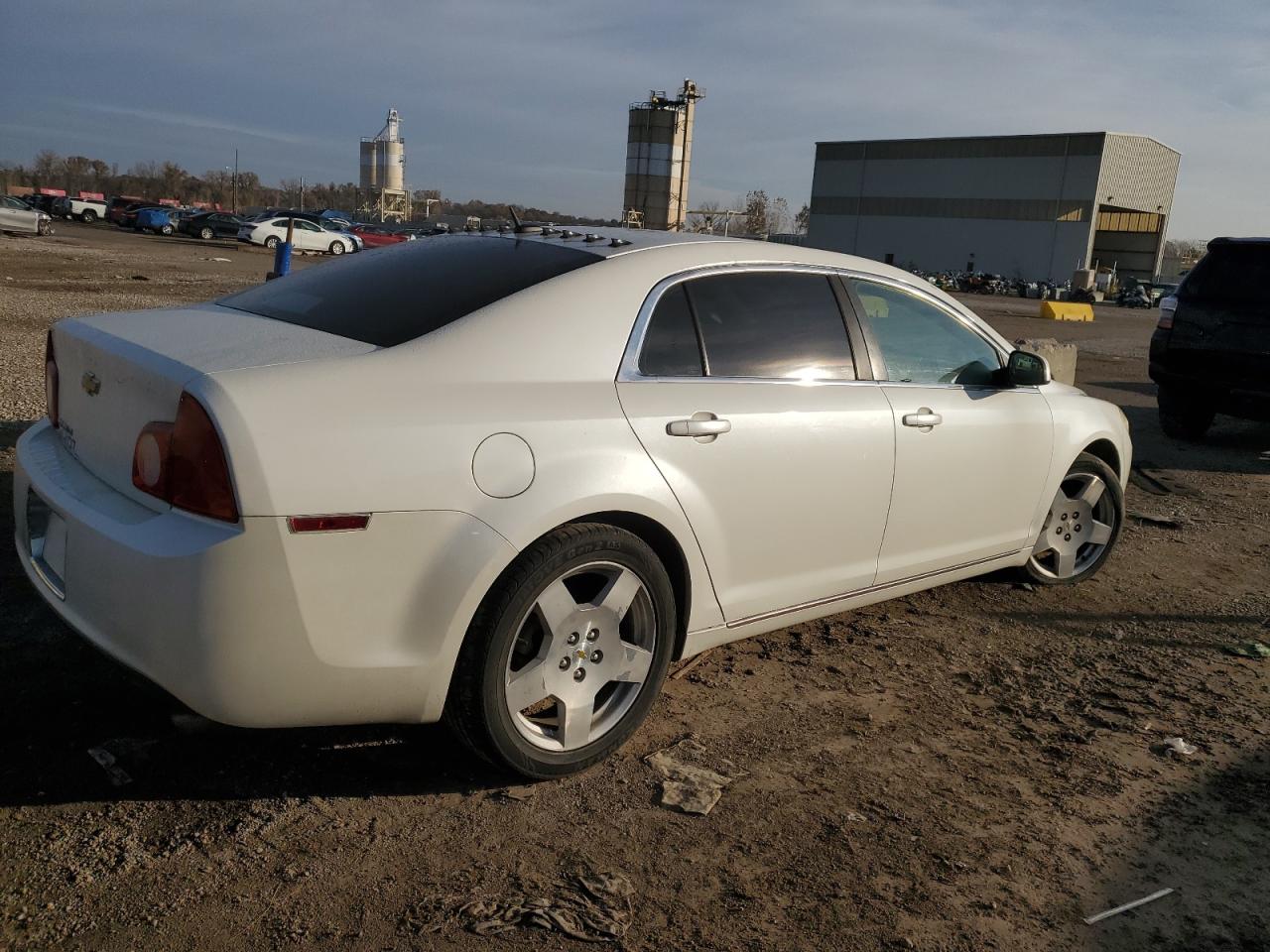 Image 3 of 2010 CHEVROLET MALIBU 2LT 2010 with VIN 1G1ZD5E77AF184102