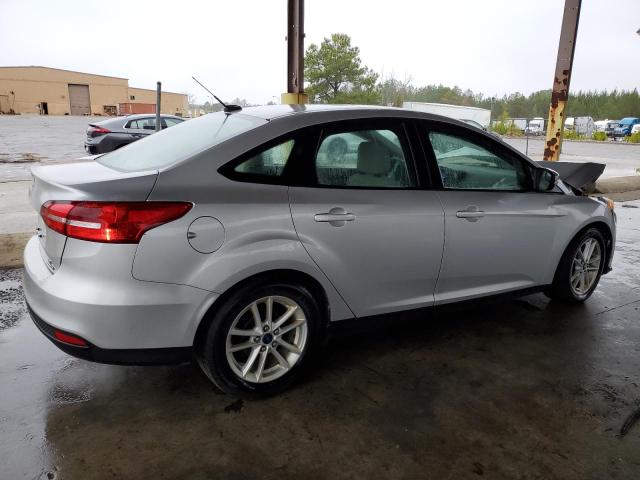 Image 3 of 2015 FORD FOCUS SE 2015 with VIN 1FADP3F20FL226494