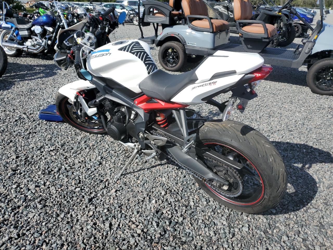 Image 3 of 2013 TRIUMPH MOTORCYCLE STREET TRIPLE R 2013 with VIN SMTL03NE1DT600180
