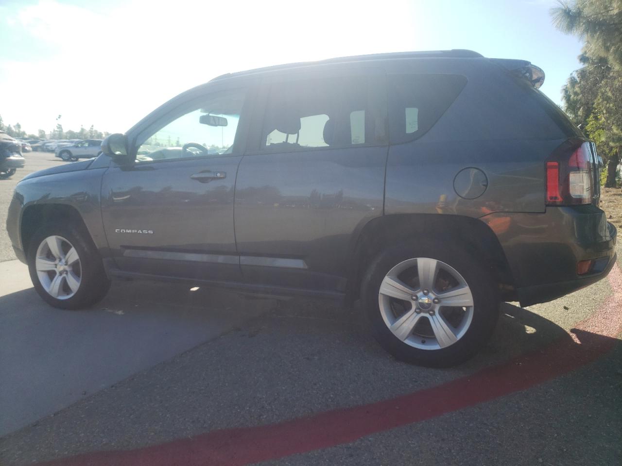 Изображение 2 2016 JEEP COMPASS SPORT 2016 с VIN 1C4NJDBB9GD638355