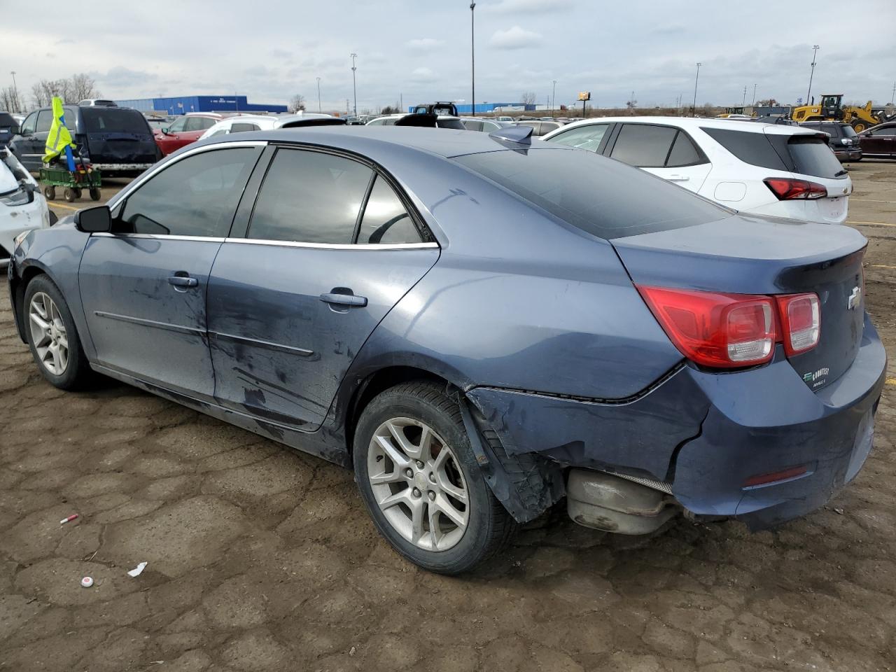 Image 2 of Chevrolet Malibu 1Lt 2015 with VIN 1G11C5SL4FF232227