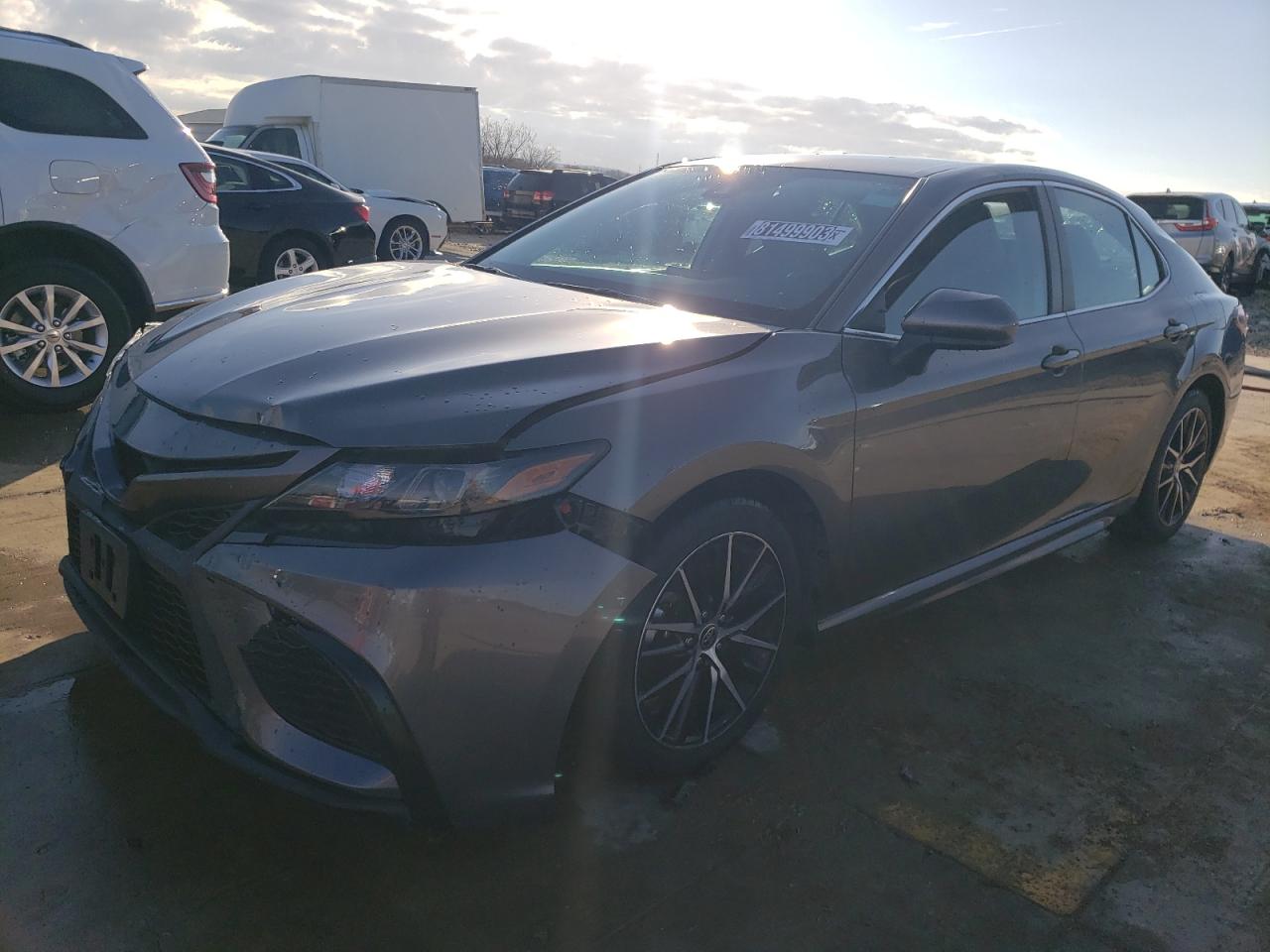 Image 1 of 2021 TOYOTA CAMRY SE 2021 with VIN 4T1G11AK0MU551413