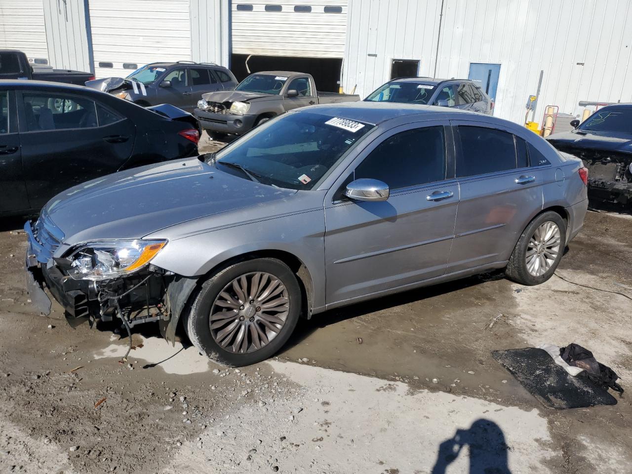 Image 1 of 2013 CHRYSLER 200 LIMITED 2013 with VIN 1C3CCBCG8DN711371