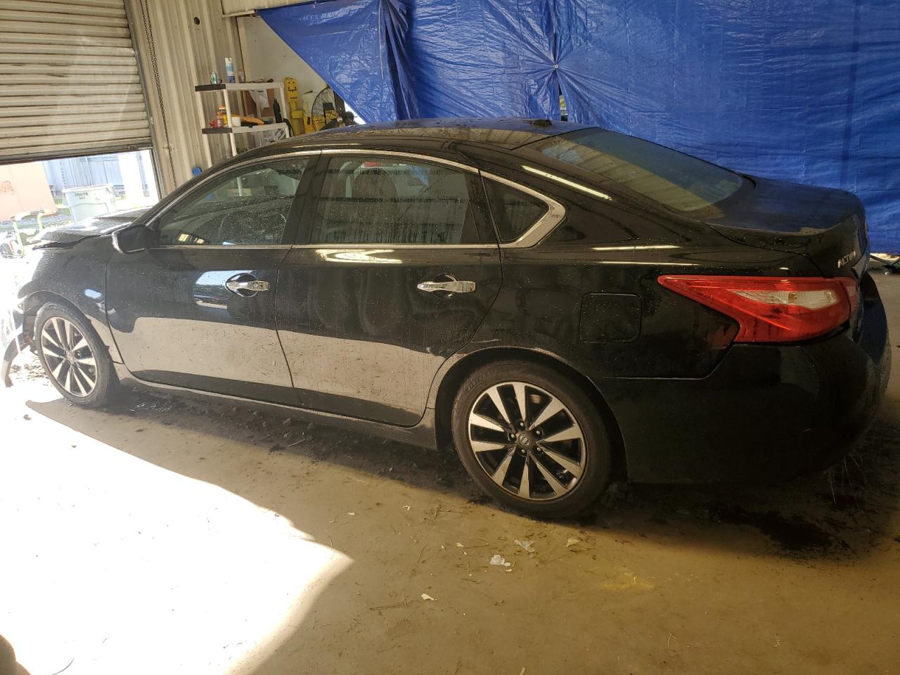 Image 2 of 2017 NISSAN ALTIMA 2.5 2017 with VIN 1N4AL3AP2HC269786