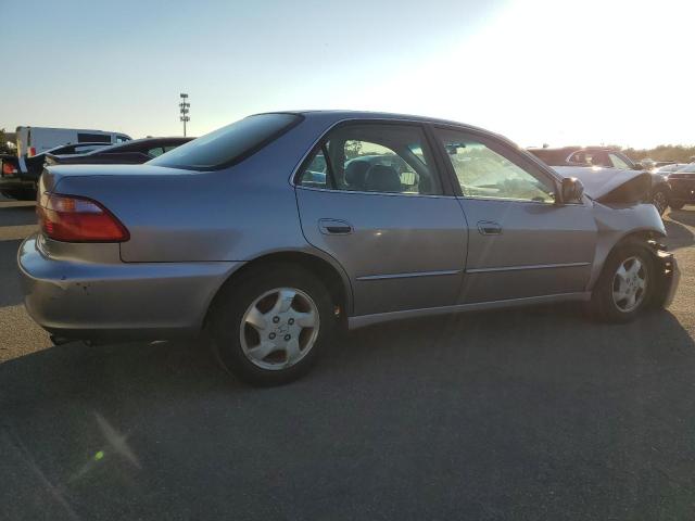 Image 3 of 2000 HONDA ACCORD EX 2000 with VIN JHMCG6686YC012042