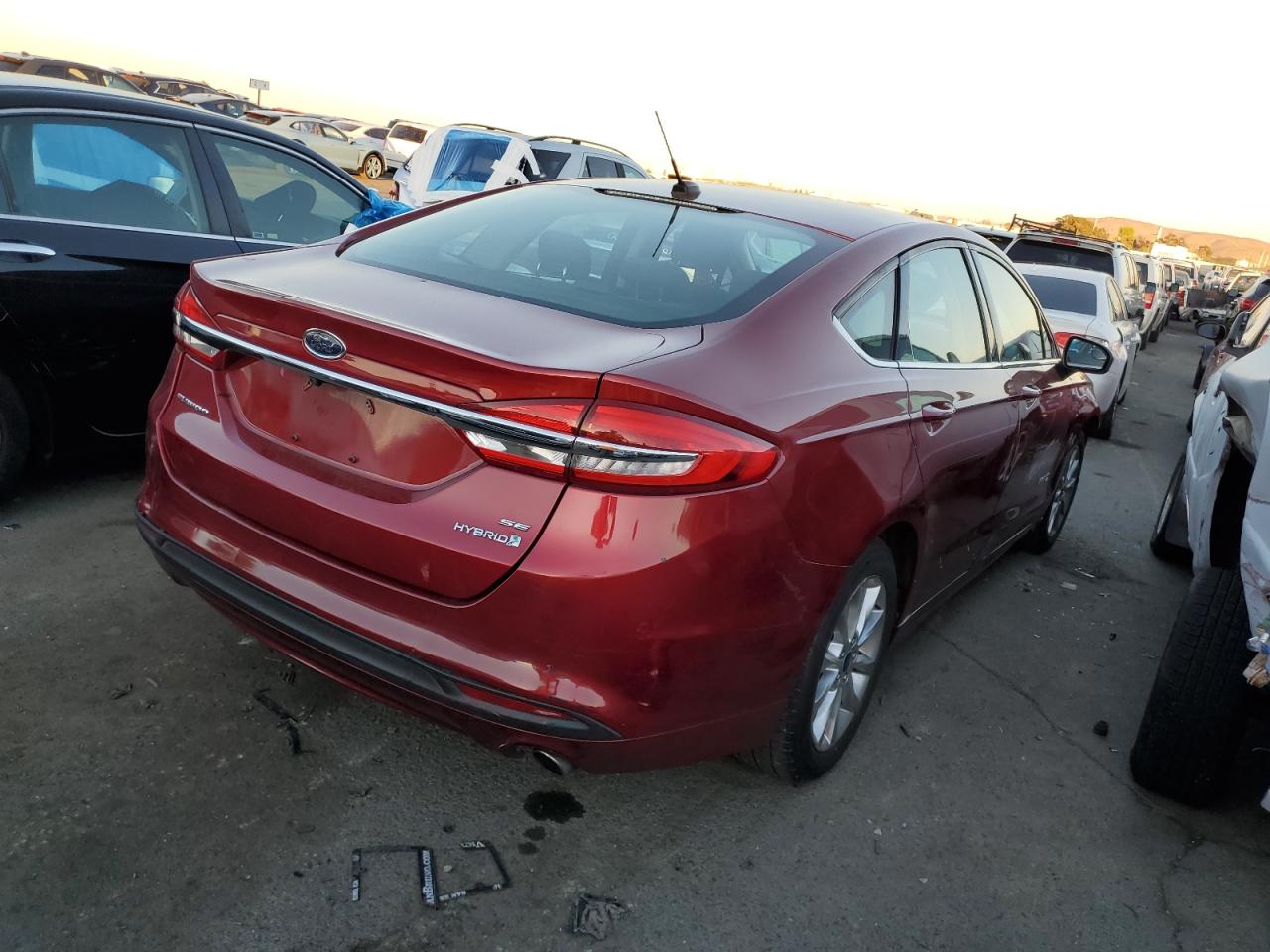 Obraz 3 z 2017 FORD FUSION SE HYBRID 2017 z VIN 3FA6P0LU3HR266280