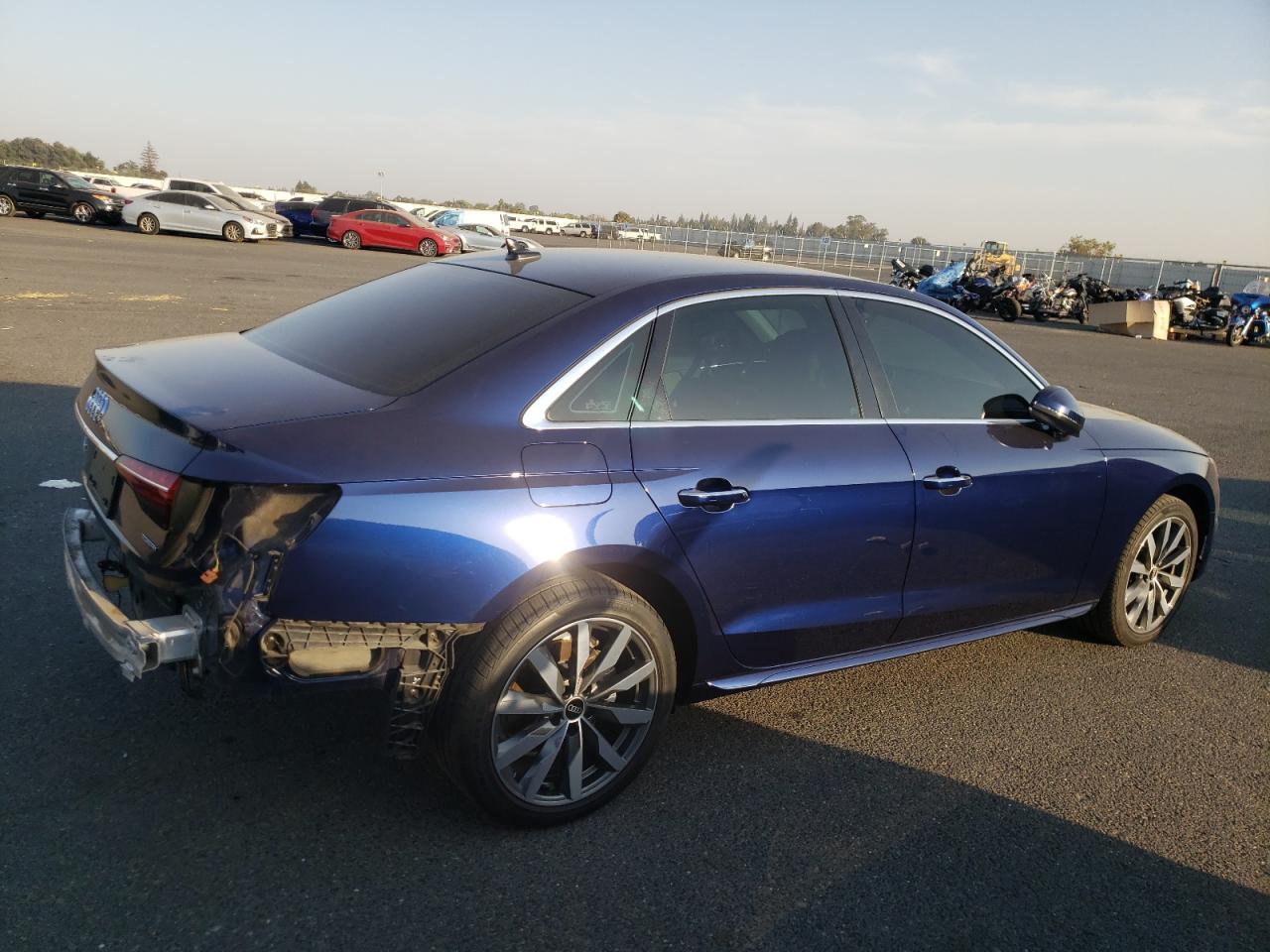 Obraz 3 z 2021 AUDI A4 PREMIUM 40 2021 z VIN WAUABAF48MA087044