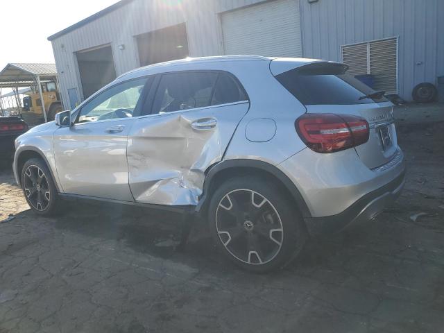 Image 2 of 2019 MERCEDES-BENZ GLA 250 2019 with VIN WDCTG4EB4KU003855