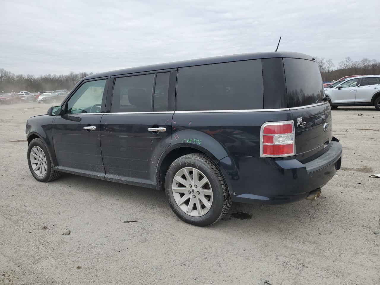 Image 2 of 2009 FORD FLEX SEL 2009 with VIN 2FMEK62C19BB07141