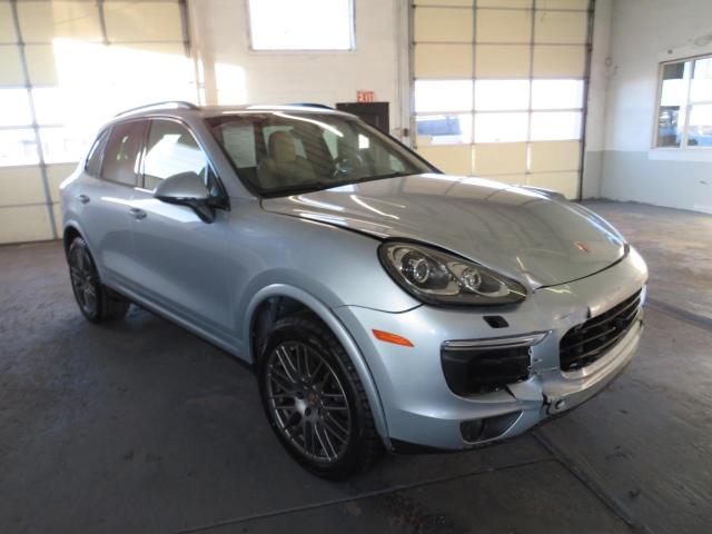 2017 PORSCHE CAYENNE  2017 image