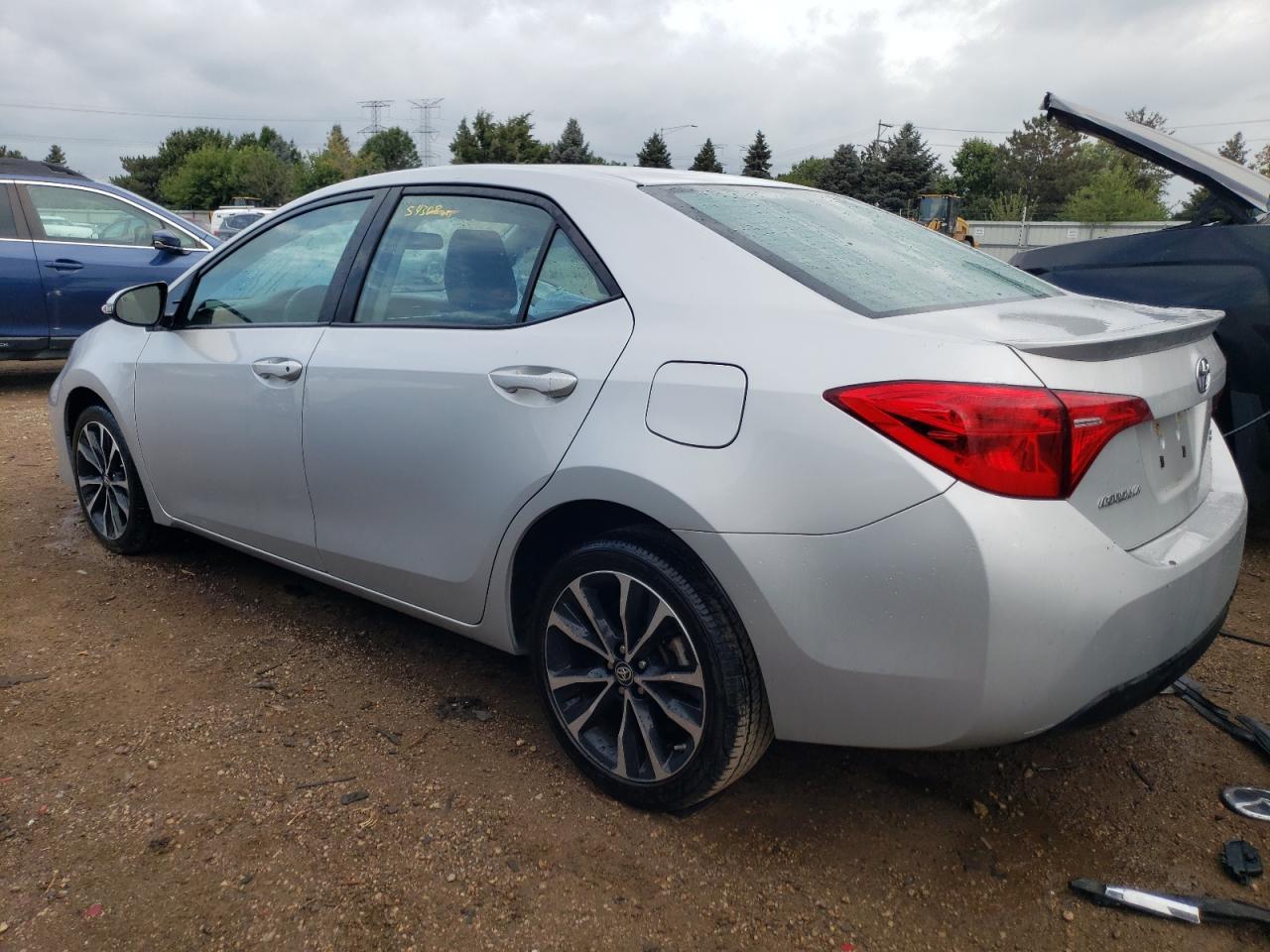 Изображение 2 2019 TOYOTA COROLLA L 2019 с VIN 2T1BURHE1KC233881