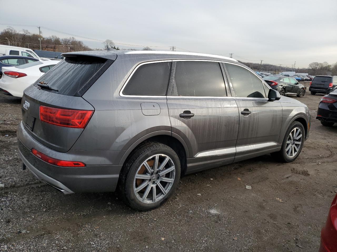 Изображение 3 2019 AUDI Q7 PREMIUM PLUS 2019 с VIN WA1LAAF77KD005593