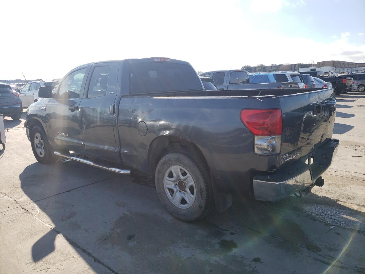 Изображение 2 2007 TOYOTA TUNDRA DOUBLE CAB SR5 2007 с VIN 5TBRV541X7S450523