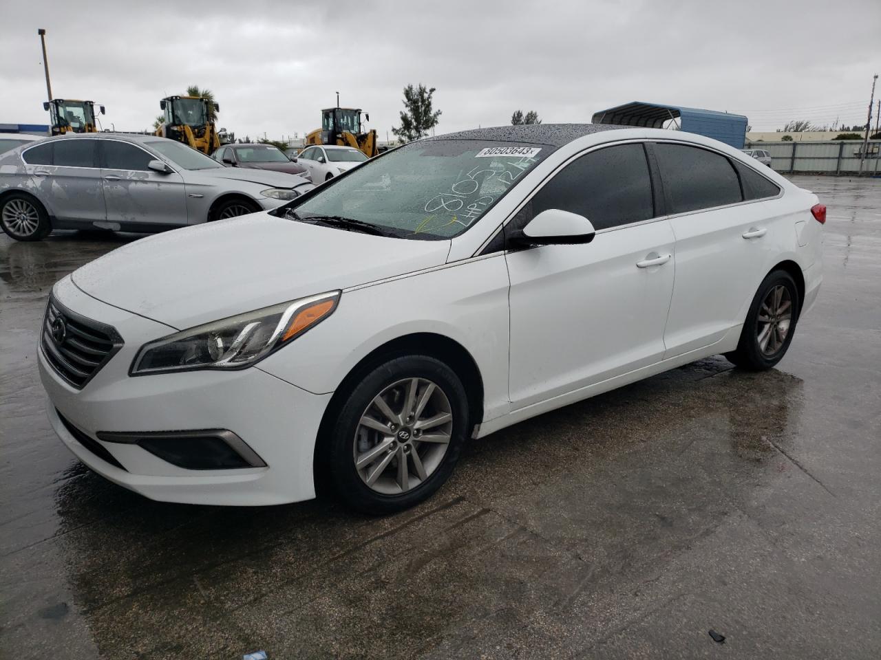 Изображение 1 2017 HYUNDAI SONATA SE 2017 с VIN 5NPE24AF0HH548105