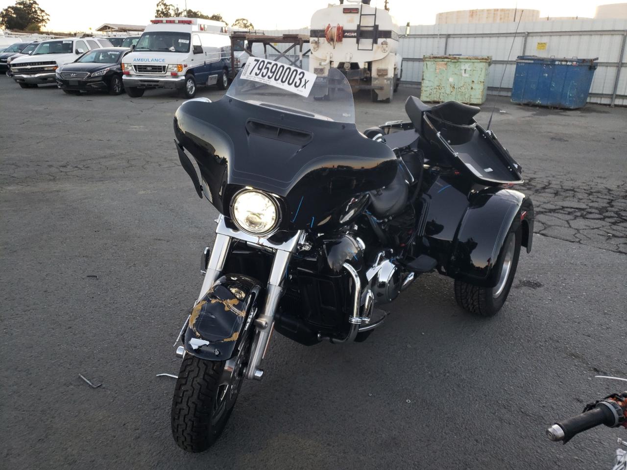 Image 2 of 2023 HARLEY-DAVIDSON FLHTCUTG  2023 with VIN 1HD1MAF22PB851172