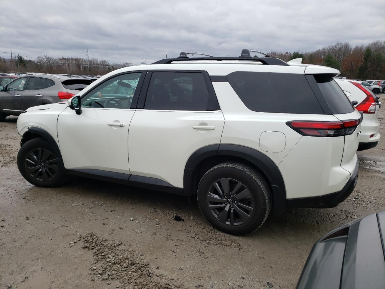 Image 2 of 2022 NISSAN PATHFINDER SV 2022 with VIN 5N1DR3BC8NC245789
