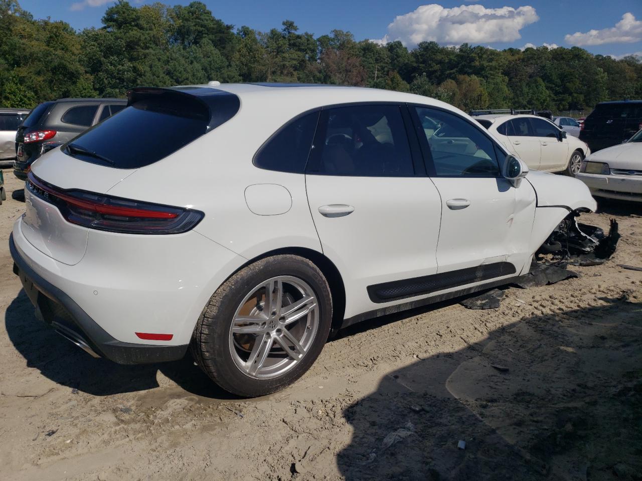 Image 3 of 2023 PORSCHE MACAN BASE 2023 with VIN WP1AA2A50PLB19777