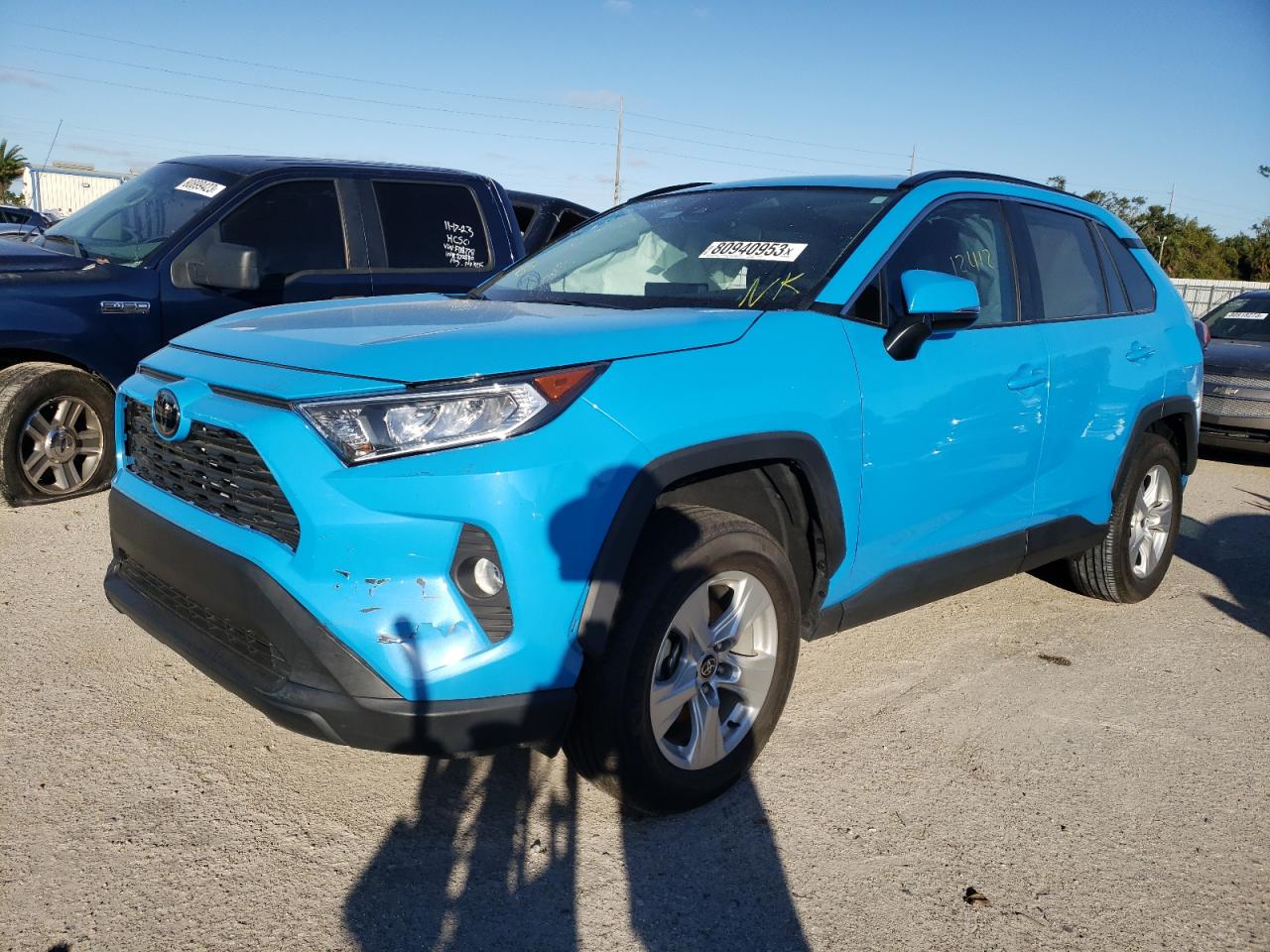 2021 TOYOTA RAV4 XLE 2021 image