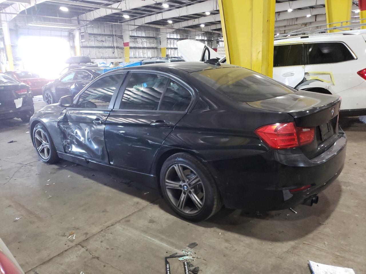 Изображение 2 2013 BMW 328 I SULEV 2013 с VIN WBA3C1G5XDNR47208