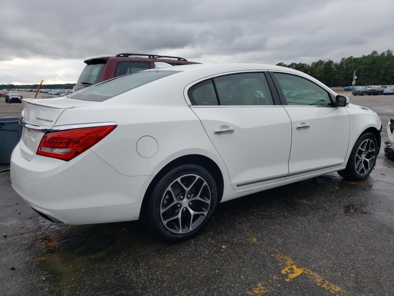 Image 3 of 2016 BUICK LACROSSE SPORT TOURING 2016 with VIN 1G4G45G33GF260170