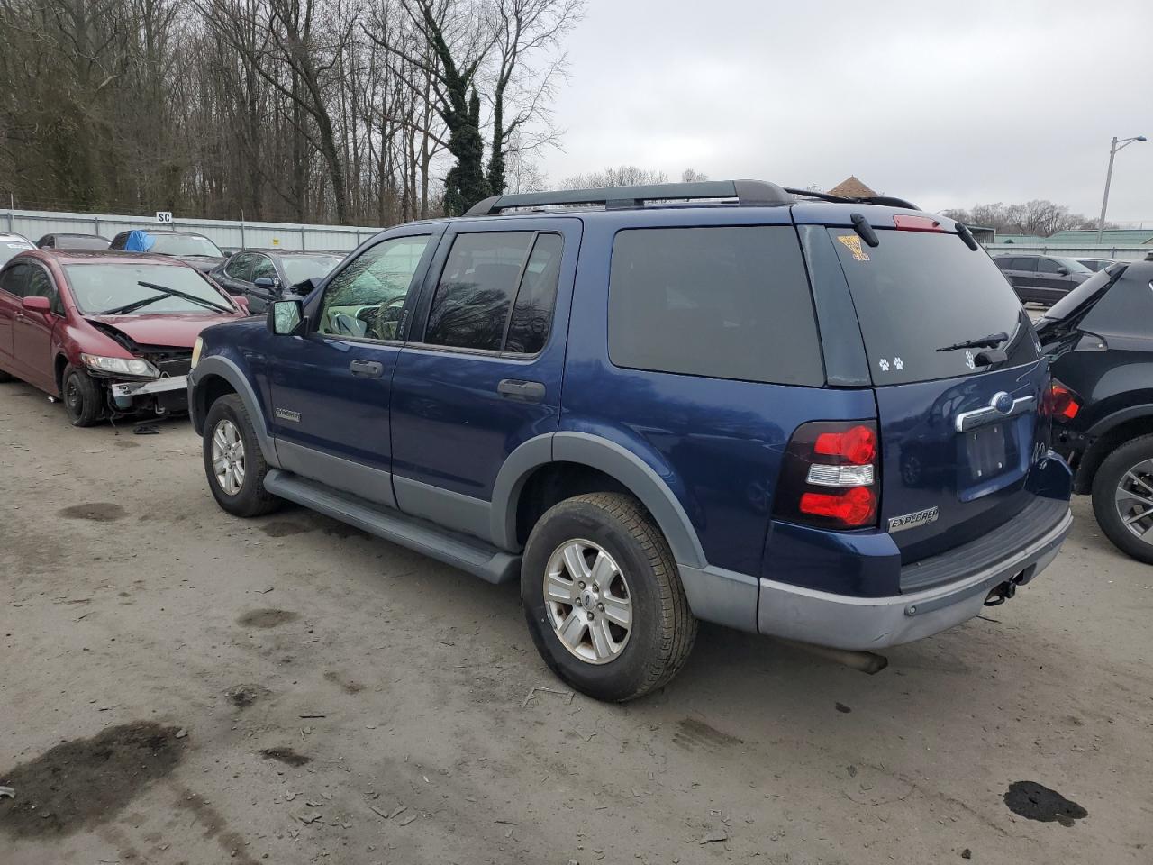Image 2 of 2006 FORD EXPLORER XLT 2006 with VIN 1FMEU73E66UB29819