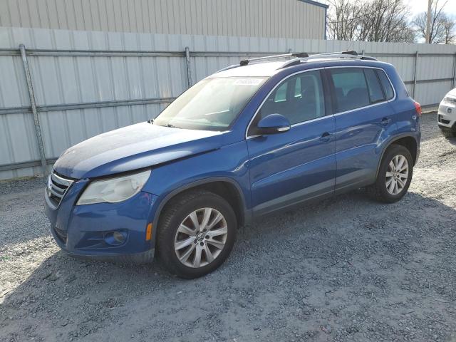Image 1 of 2009 VOLKSWAGEN TIGUAN S 2009 with VIN WVGAV75N29W526588