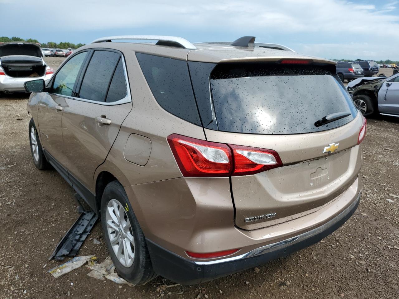 Image 3 of 2018 CHEVROLET EQUINOX LT 2018 with VIN 3GNAXJEV7JL107035