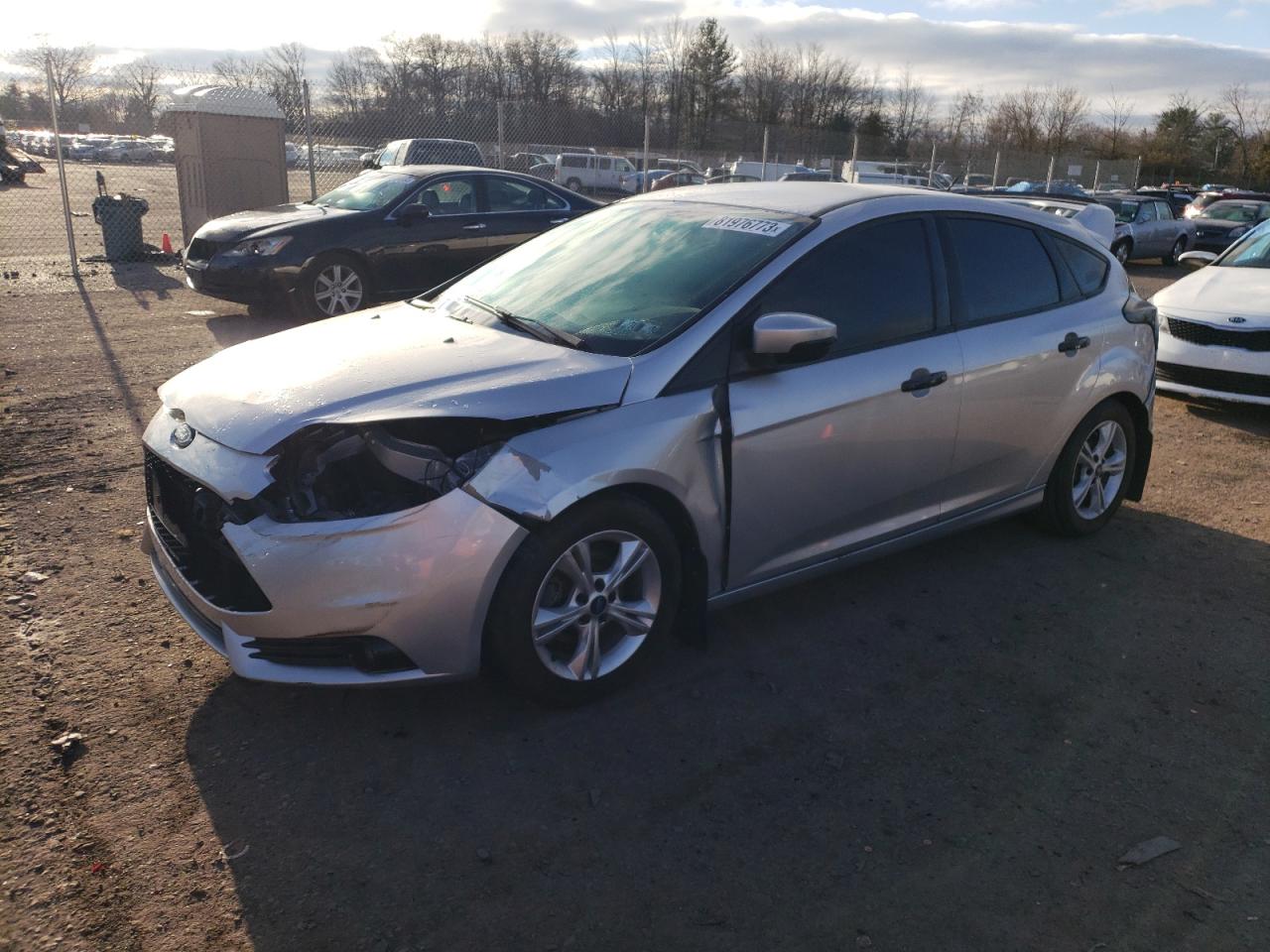 Image 1 of 2014 FORD FOCUS SE 2014 with VIN 1FADP3K26EL189505