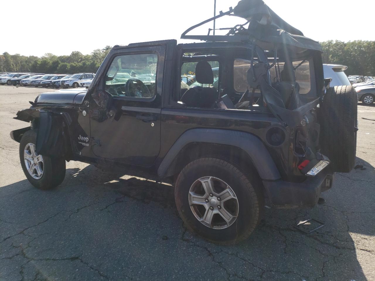 Image 2 of 2018 JEEP WRANGLER SPORT 2018 with VIN 1C4GJXAG2JW255750