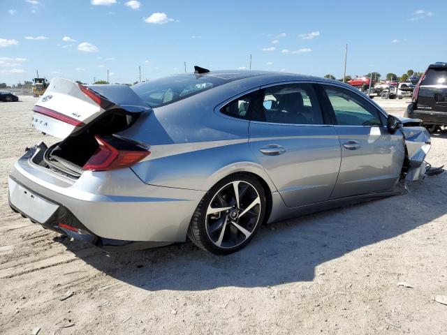 Image 3 of 2021 HYUNDAI SONATA SEL PLUS 2021 with VIN 5NPEJ4J20MH131917