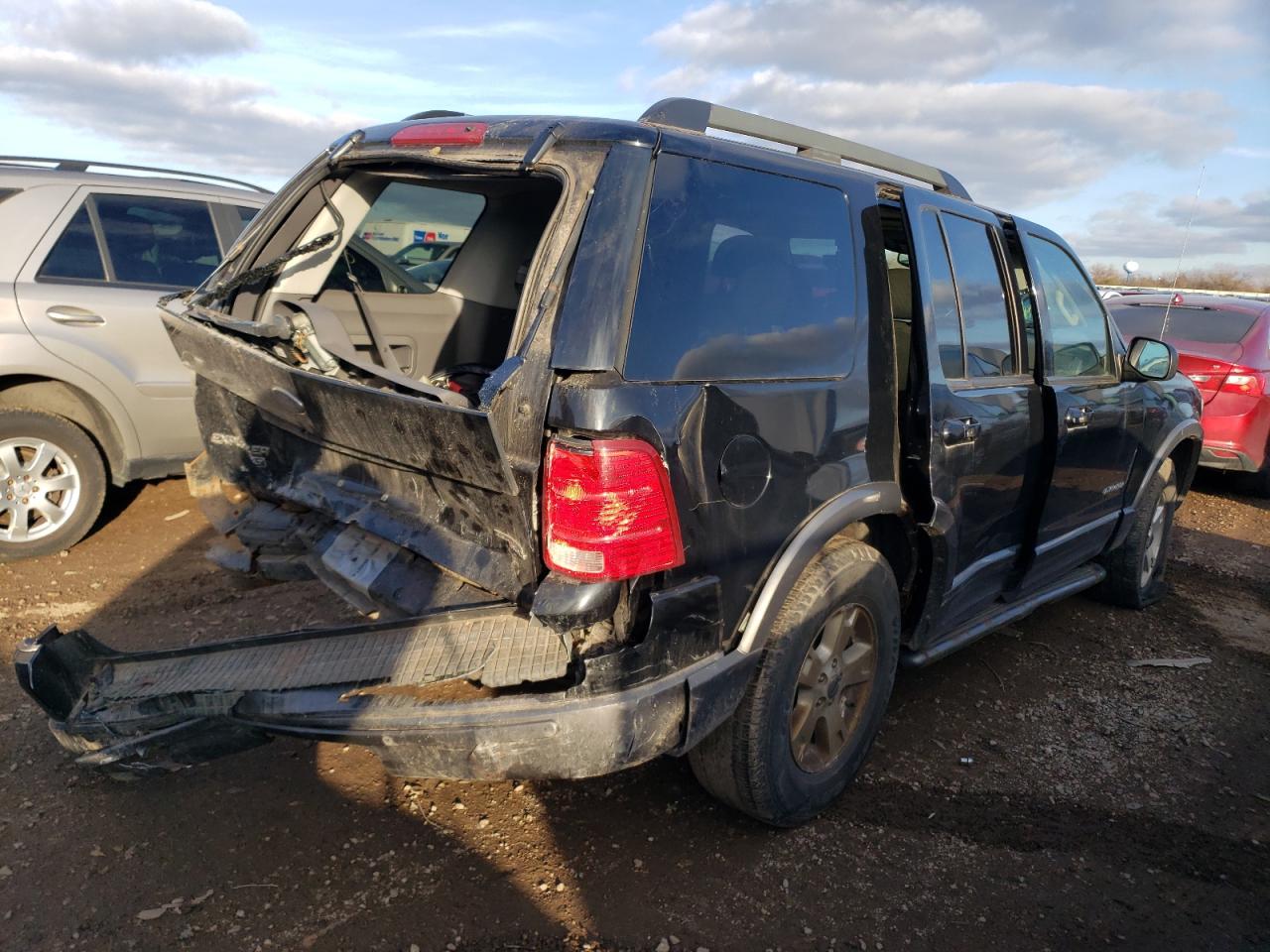 Image 3 of 2005 FORD EXPLORER XLT 2005 with VIN 1FMDU73W25UB54025