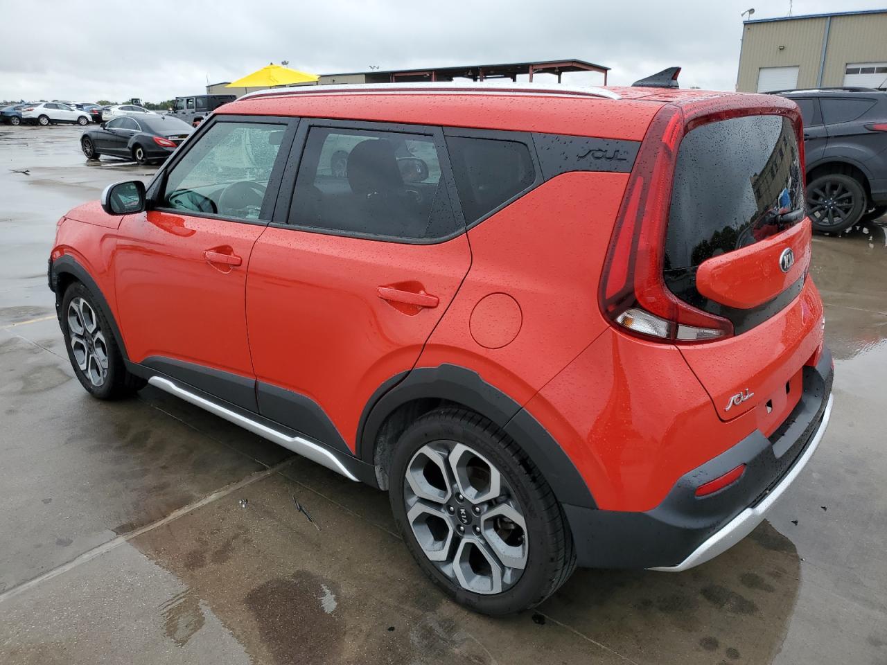 Image 2 of 2020 KIA SOUL LX 2020 with VIN KNDJ23AU4L7037016