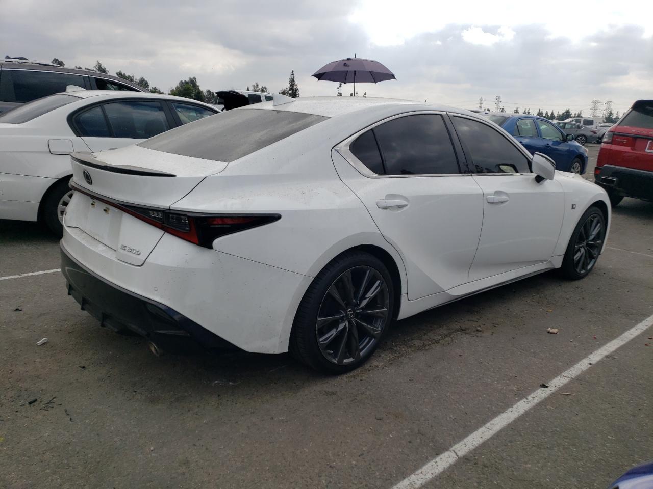 Obraz 3 z 2021 LEXUS IS 350 F-SPORT 2021 z VIN JTHGZ1B26M5041605