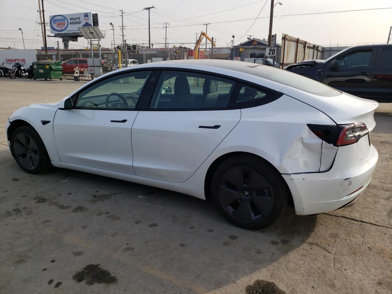 Obraz 2 z 2023 TESLA MODEL 3  2023 z VIN 5YJ3E1EA2PF544792