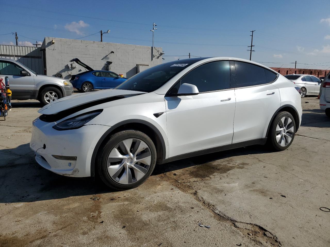 Obraz 1 z 2020 TESLA MODEL Y  2020 z VIN 5YJYGDEE9LF028315